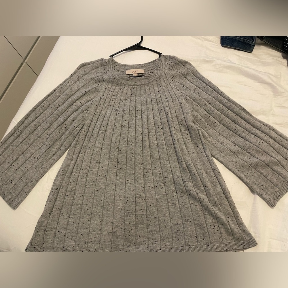 LOFT Speckled Gray Ribbed Sweater